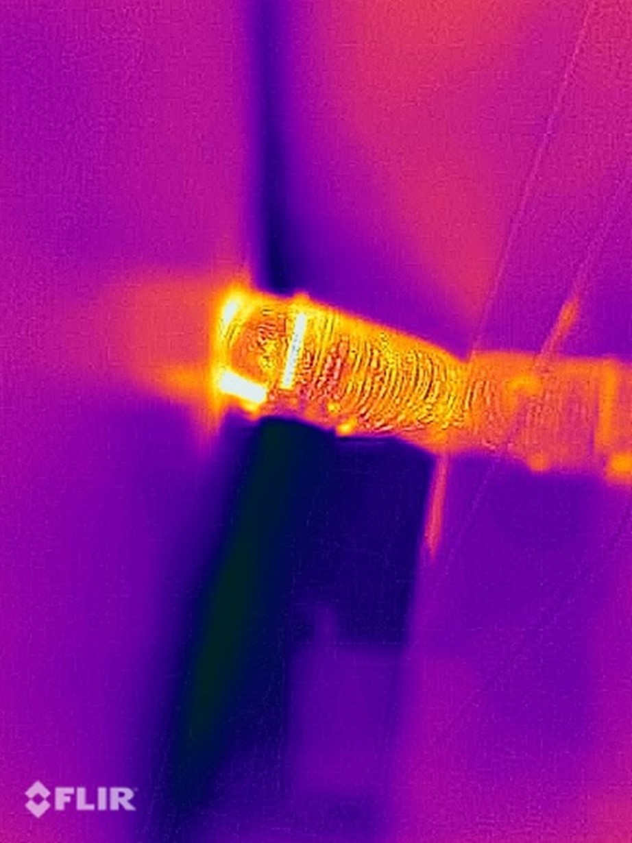 flir one laundry duct 2.jpg